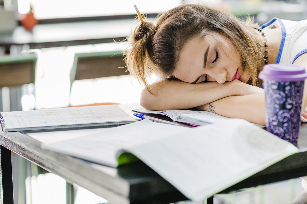 how-to-stay-awake-7-tips-to-fight-daytime-sleepiness-education-updates